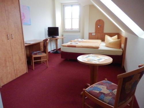 Hostal Pension Am Findling