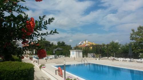 Aparthotel Apolon Complex