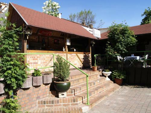 Hostal Hotel Pension Kirschstein