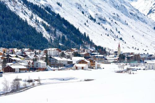 Clubdorf Hotel Alpenrose