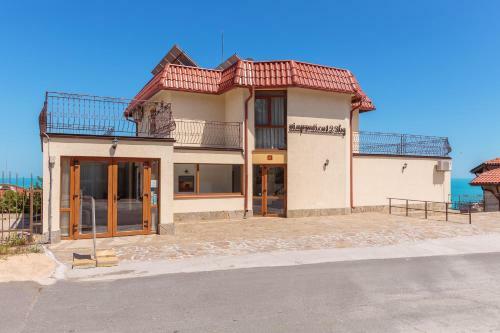 Hotel Via Pontica 123 Guest Apartments