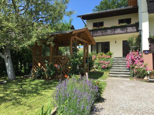Apartamento G�stehaus Franz Stissen