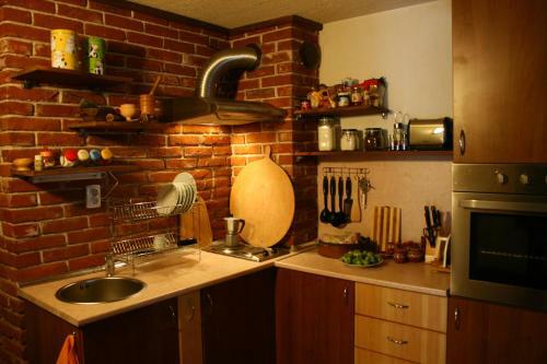 Hostal Guesthouse Karaivan
