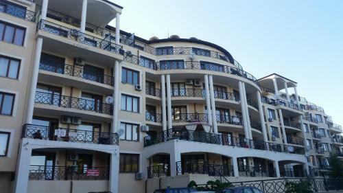 Apartment In Iglika Complex