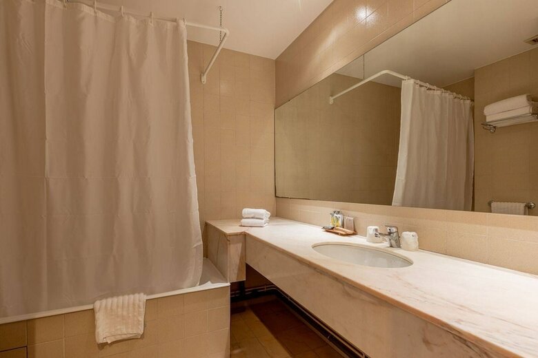 Hotel Le Yatchman