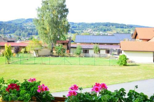 Ferienwohnung Haus "hirschgarten"