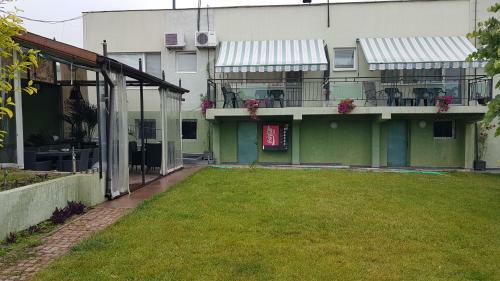 Aheloy Apartments