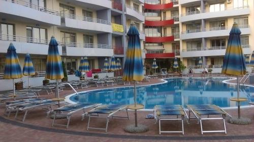 Central Plaza Apartment