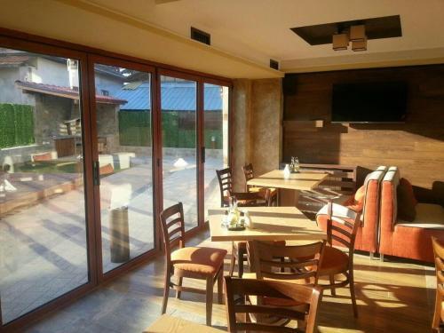 Hostal Mineral 56