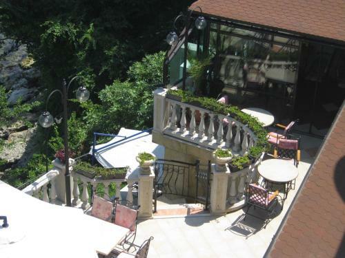 Hotel Continental - Half Board