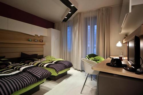 Iceberg Apartment 50