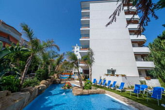 �ncora Salou La Siesta Apartments