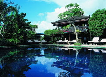 Hotel Damai Lovina Villas