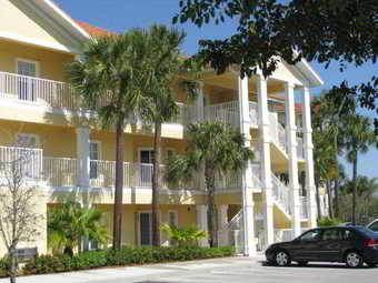 Hotel Coral Falls Apartments (.)