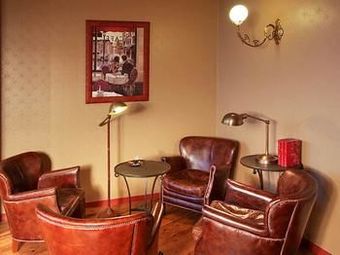 Hotel Ibis Montlu�on