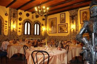 Hotel Castello Di Giuliano