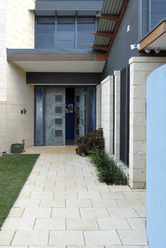 By The Beach B&B And Apartments