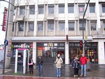 Hostal Black Sheep Hostel