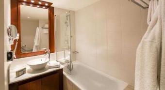 Hotel Residhome Courbevoie La D�fense