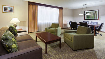 Hotel Holiday Inn Airport