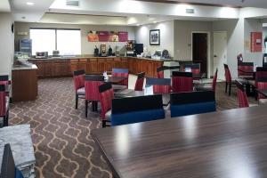 Hotel Comfort Suites