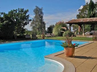 Bed & Breakfast Cuq En Terrasses