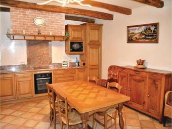 Two-bedroom Holiday Home In Rieupeyroux