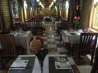 Xinjiang Nuerlan Hotel (formerly Name: Xinjiang Sultan Hotel)