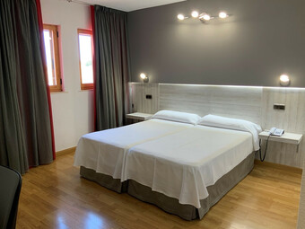 Hotel Mozarbez Salamanca