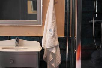 Hostal My Travel House