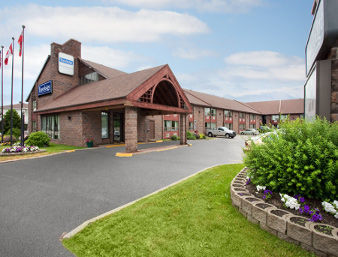 Hotel Travelodge Lakeshore - North Bay