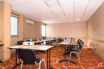 Brit Hotel Toulouse Colomiers ? L?esplanade