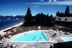 Hotel Lakeland Village Beach & Mountain Resort