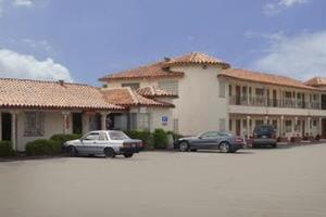 Hotel Americas Best Value Golden Bear