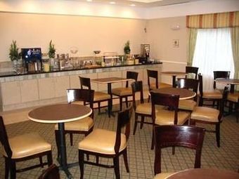 Hotel La Quinta Inn & Suites Norfolk Airport