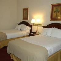Hotel Holiday Inn Express-broadway At The Beach