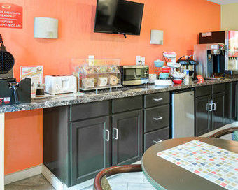 Hotel Econo Lodge South