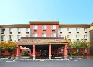 Hotel Comfort Inn & Suites