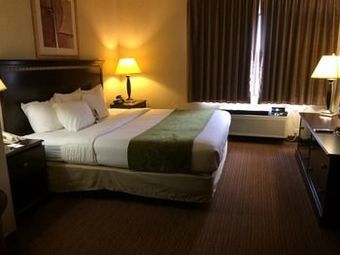 Hotel Comfort Suites