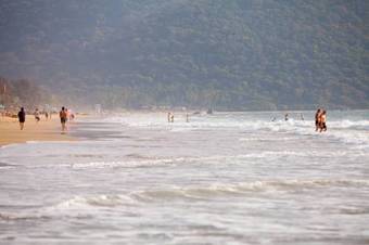 Madhu Beach Huts