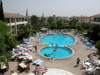Bahia Pollensa Aparthotel