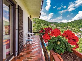 Holiday Apartment Rukavac 01