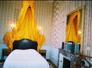 Albergue Ch�teau D'island V�zelay