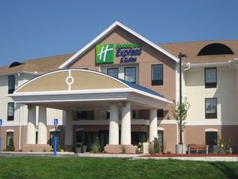 Holiday Inn Express Hotel & Suites Westfield