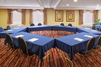 Holiday Inn Express Hotel & Suites Chicago-oswego