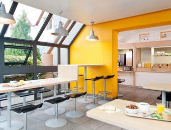 Hotelf1 Sarcelles