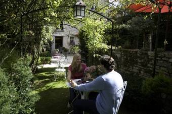 Bed & Breakfast C�t� Jardin - Chambres D'h�tes