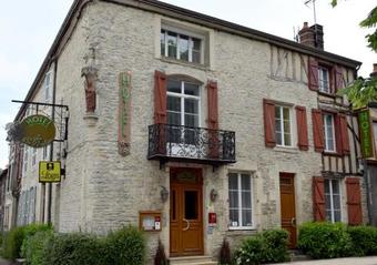 Hotel Logis Le Saint Nicolas