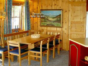 Four-bedroom Holiday Home In Hovden 4