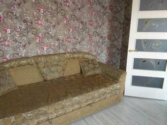 Apartment On Suvorov Avenue 87